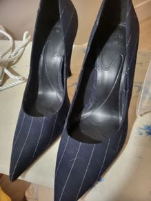 navy high heels