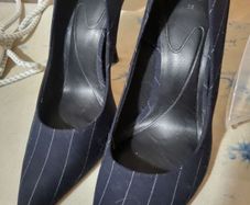 navy high heels