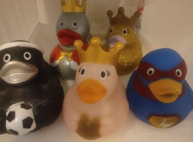 Plastic ducks