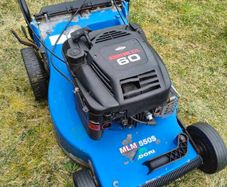 Briggs and Stratton Quantum XTL 60 Lawnmower