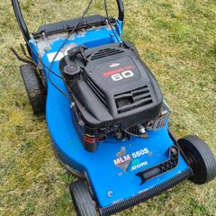 Briggs and Stratton Quantum XTL 60 Lawnmower