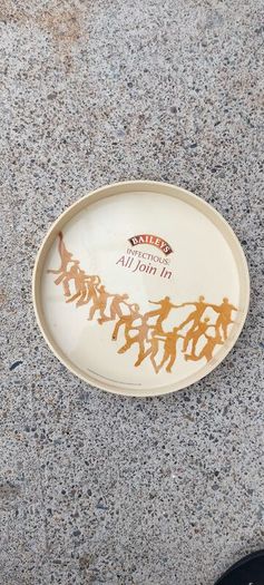 baileys drinks tray ,,see pictures for condition, good, used condition, sold as is ,buyer collects or pays postage thank you,