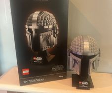 Lego Mandalorian helmet