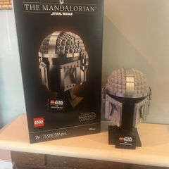 Lego Mandalorian helmet