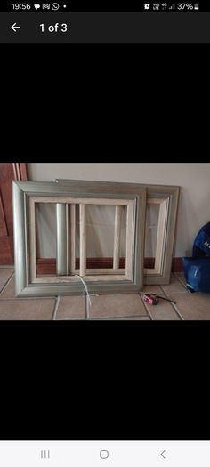 2 Picture Frames