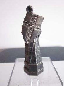 DeAgostini Harry Potter Wizard Chess Knight on Tower Black and Gold Rook Piece