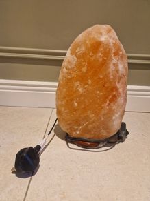 Himalayan salt lamp