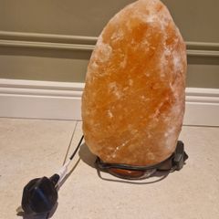 Himalayan salt lamp