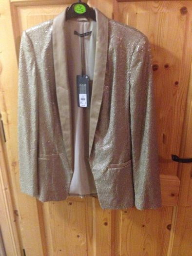 Brand new gold sequin blazer size 8