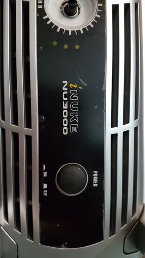 Behringer nu3000 power amp