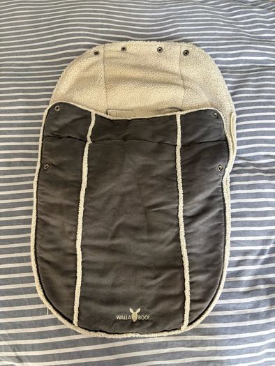 Wallaboo car seat insert