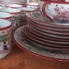 Japanese Maruku china set