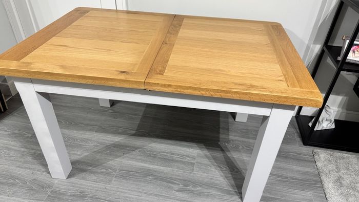 Solid Oak Extending Dining Table, Ex Display