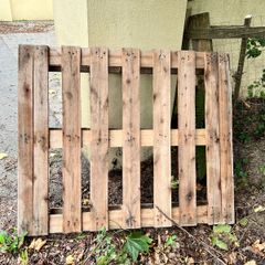 FREE Pallet