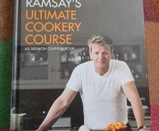 Gordon Ramsay Ultimate Cookery Course