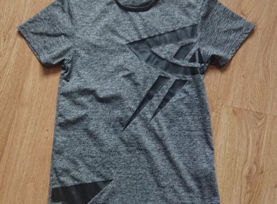Sportwear Workout Top   Size S