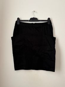 GLAMOROUS Black Skirt With Side Pockets Size 14!