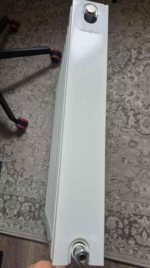 Central Heating Steel Panel Radiator (600mm x 400mm) Complete with Brackets & Valves