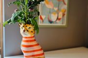 vase animal