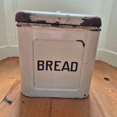 Vintage Metal Bread Bin