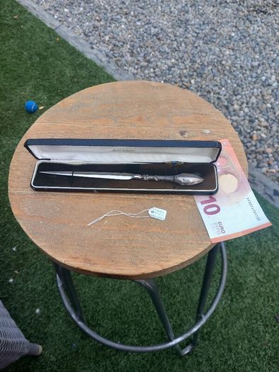 Silver handle letter opener, with original box. D18 Post 8e