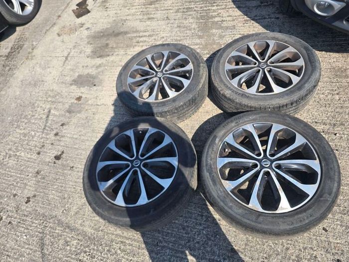 nissan qashqai alloys r18