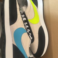 Mens nike green and blue runners