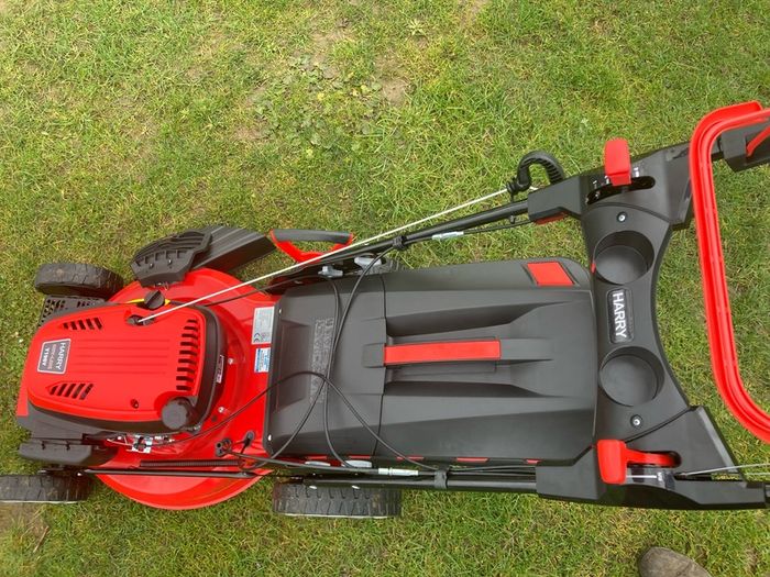 Harry Lawnmower