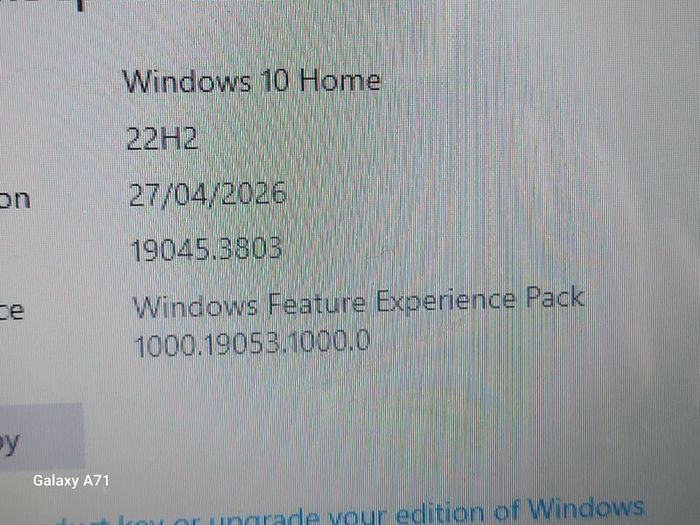 Emachines 15.6 inch Laptop, E732 Series, Model ZRDB, Intel Pentium CPU P6200, 3GB Ram, 250GB HDD, Windows 10, Microsoft Edge, Chrome