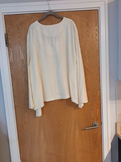 Shein Leisure Long  Linen Soft & Comfy Top With   Bell Sleeved To.  S. Xl-16.  B.N.W.T