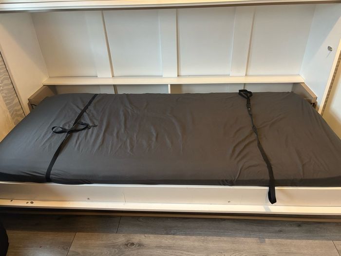 single bed