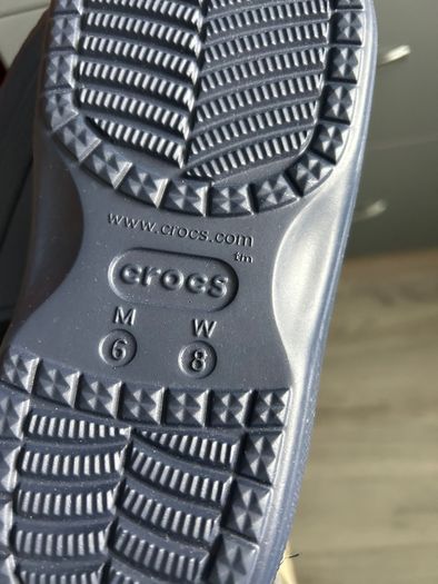 Women's crocs
