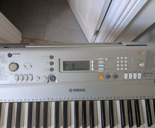 Yamaha Keyboard