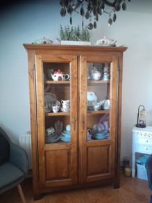 Display Cabinet