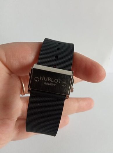 New Men's HvbIot Watch