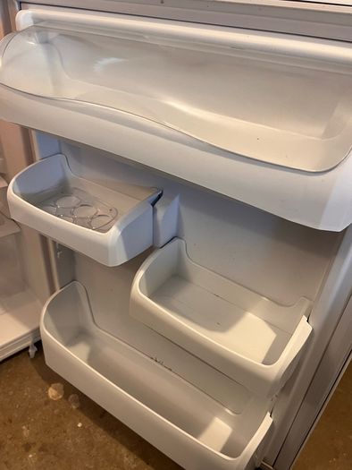 Hotpoint under counter fridge