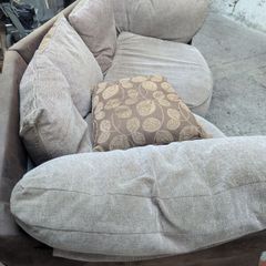 3 seater couch
