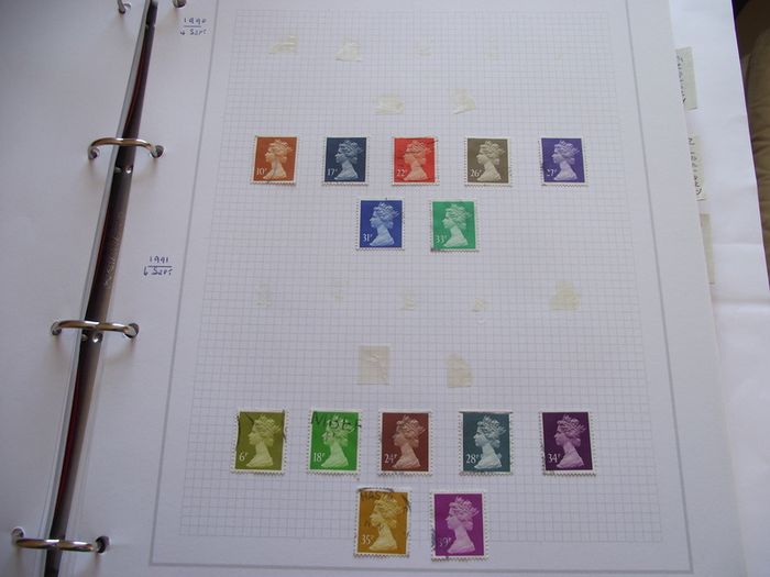 A valuable comprehensive collection of Elizabeth II stamps, hinged in the album (1952-2000)