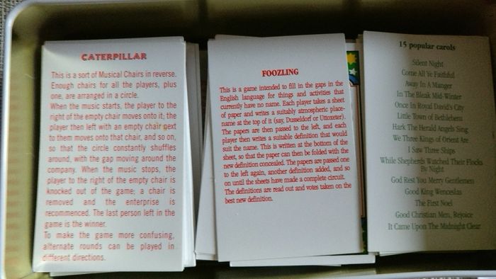 The Christmas game box, like new