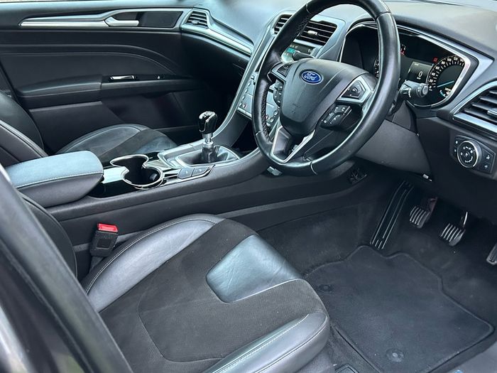 2017 Ford Mondeo