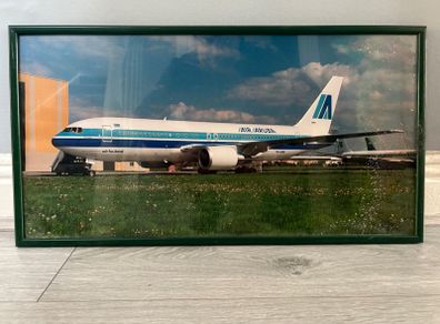 Framed Photo of Air Aruba B767