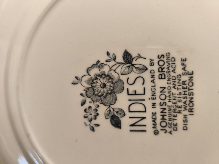 Set Of  3 Plate 9 Inches Indies Made In England By Johnson Bros A Genuine Hand Engraving Detergent And Acid Resisting Dish Washer Safe Ironstone