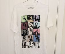 Official Taylor Swift Eras Tour T Shirt Medium