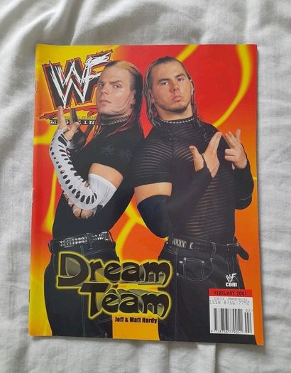 WWF Magazines 2001