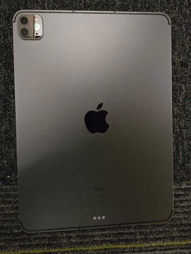 Apple iPad Pro 11-inch 3rd Gen 128GB Wi-Fi + Cellular - Space Grey