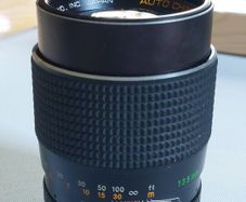 Auto Chinon 1:2.8 135mm Lens