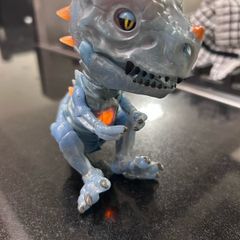 Fingerlings UNTAMED Radioactive Dinosaur 3959