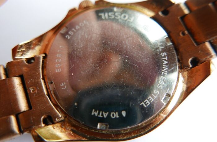 Fossil ES2811 Women Stainless Steel Analog Dial Quartz Genuine Wrist Watch (fresh battery)