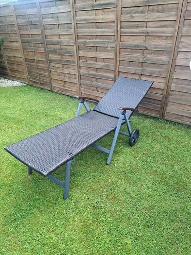 ratan sun loungers
