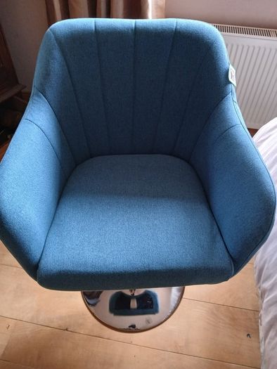 Swivel chair